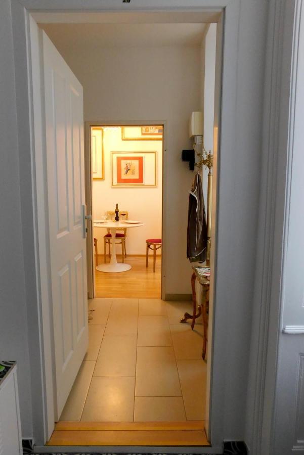 Ruhige, Ganze Wohnung Sissi In Zentrumsnahe Wien Ngoại thất bức ảnh