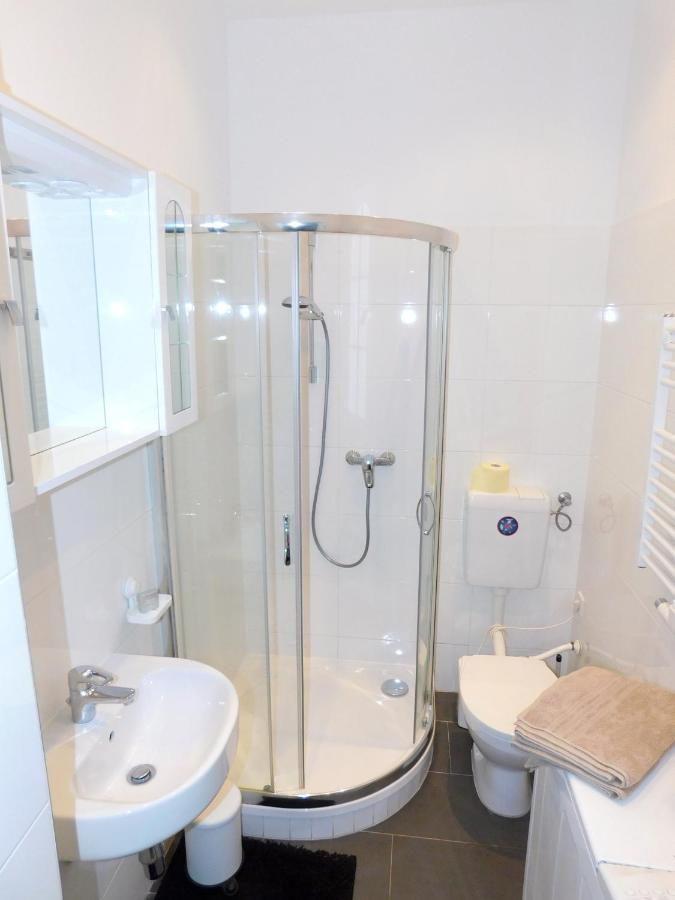 Ruhige, Ganze Wohnung Sissi In Zentrumsnahe Wien Ngoại thất bức ảnh